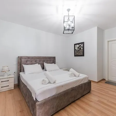 Seaview Luxury By Ps * Golem (Tirana)